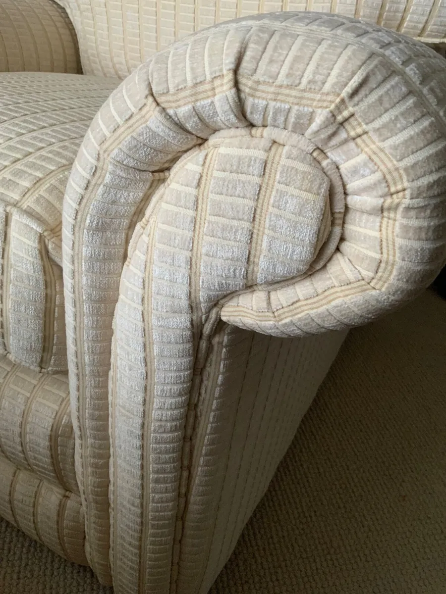 Large chair and matching footstool - Image 4