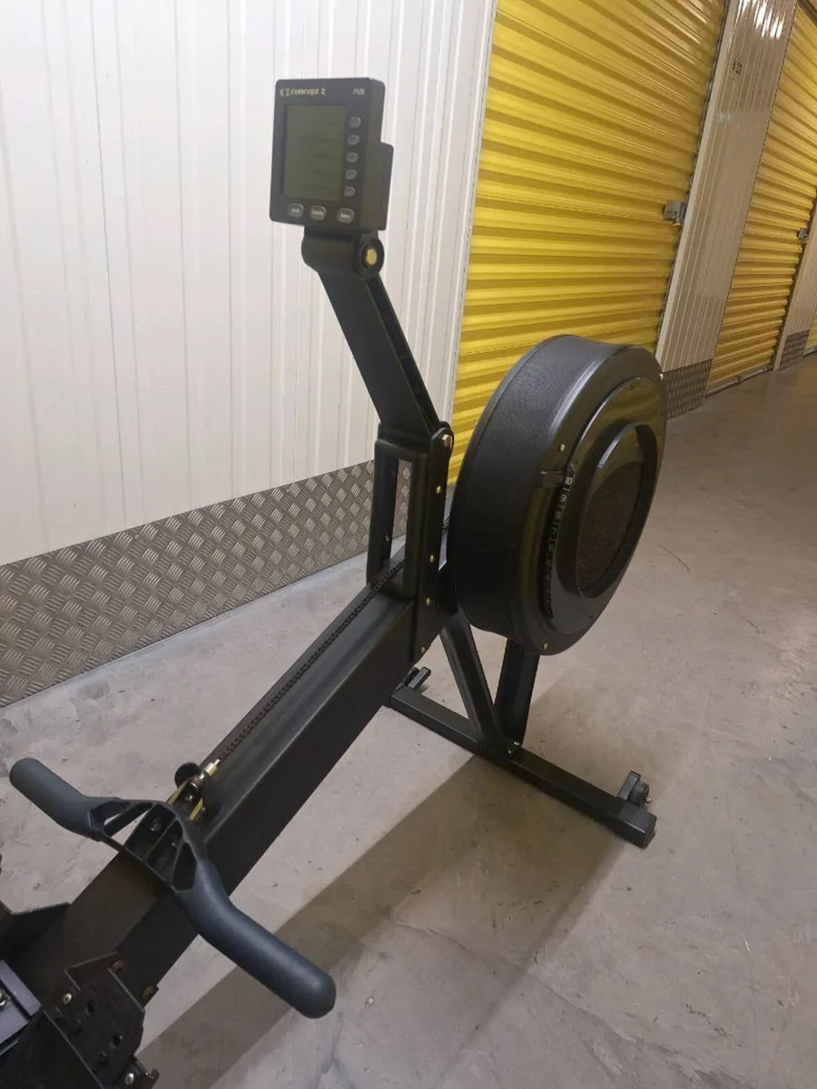 Concept 2 rowing machine PM5 - Image 3