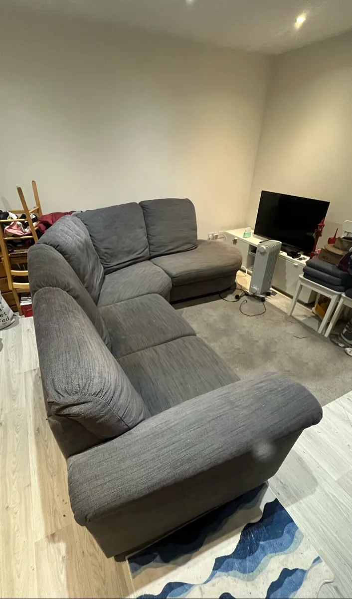 6 Seater Couch (Reconfigurable) - Image 1