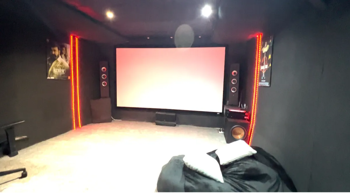 Home cinemas in shed - Image 2