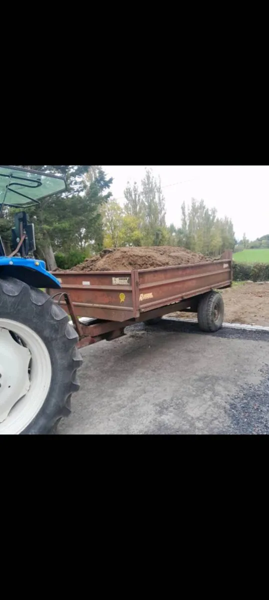 Topsoil for sale - Image 1