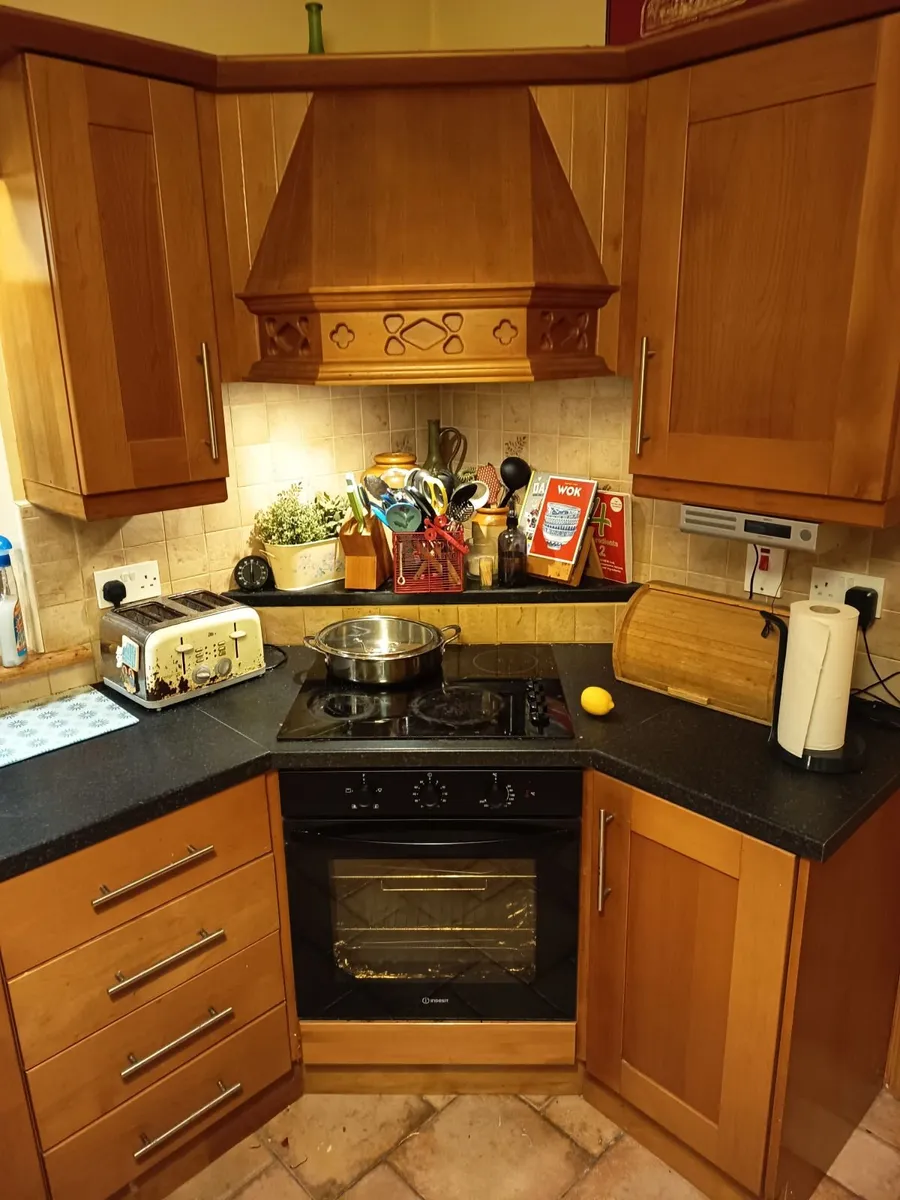 Solid cherrywood Kitchen and utility - Image 2