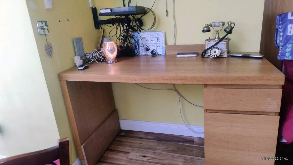 Pine solid  desk - Image 2