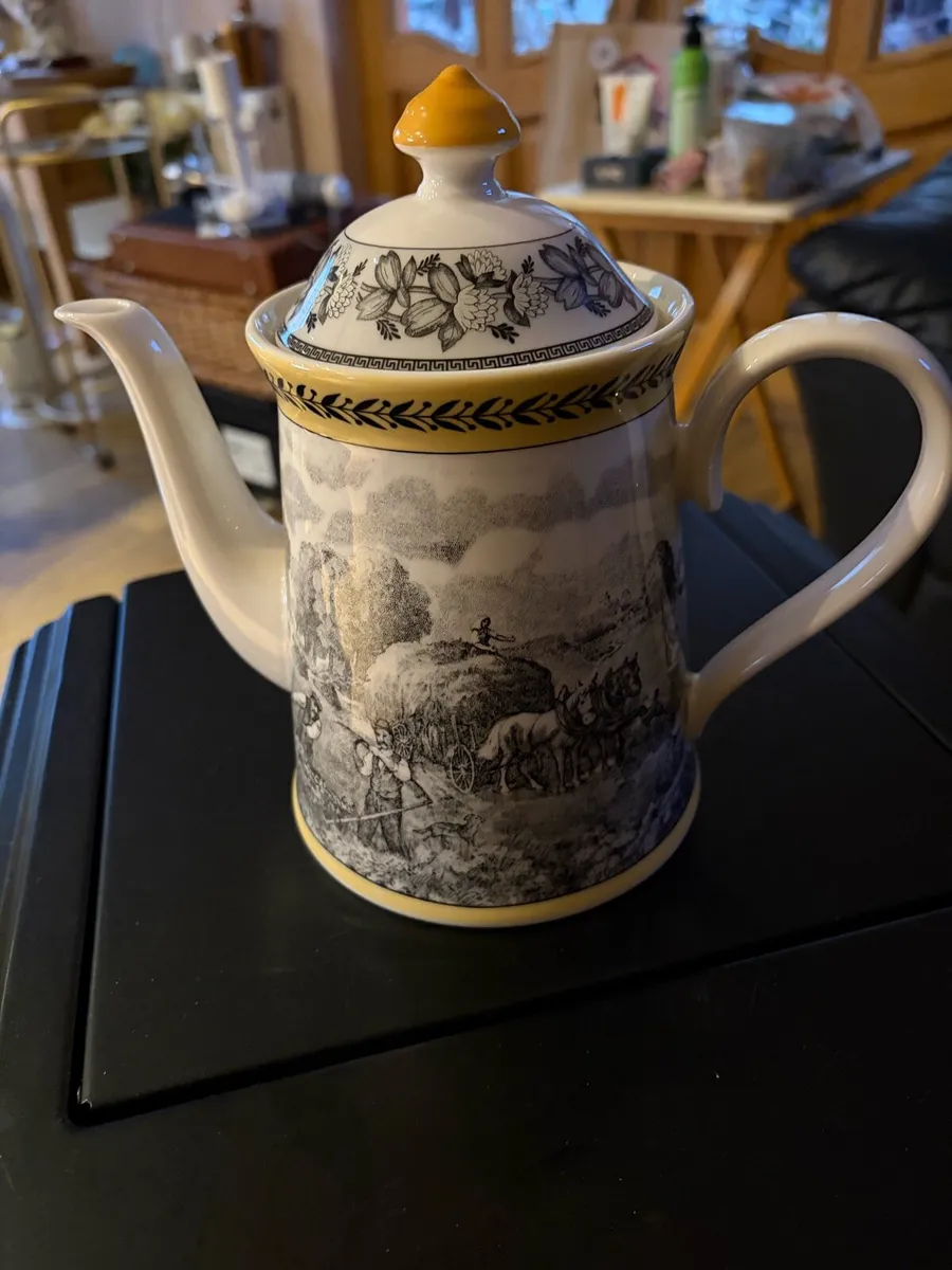 Vileroy and Boch Audun coffee pot - Image 1