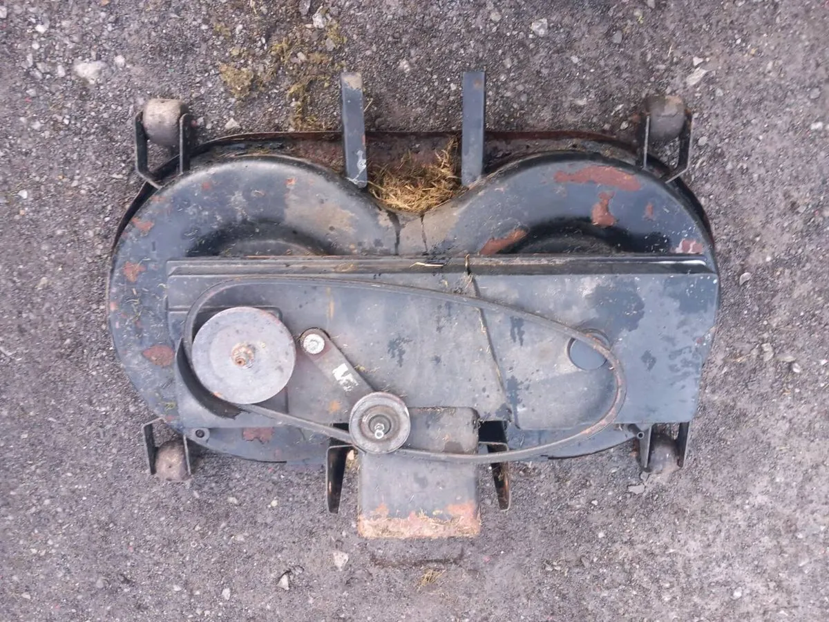 Lawnboss/ags 40inch deck for sale - Image 2