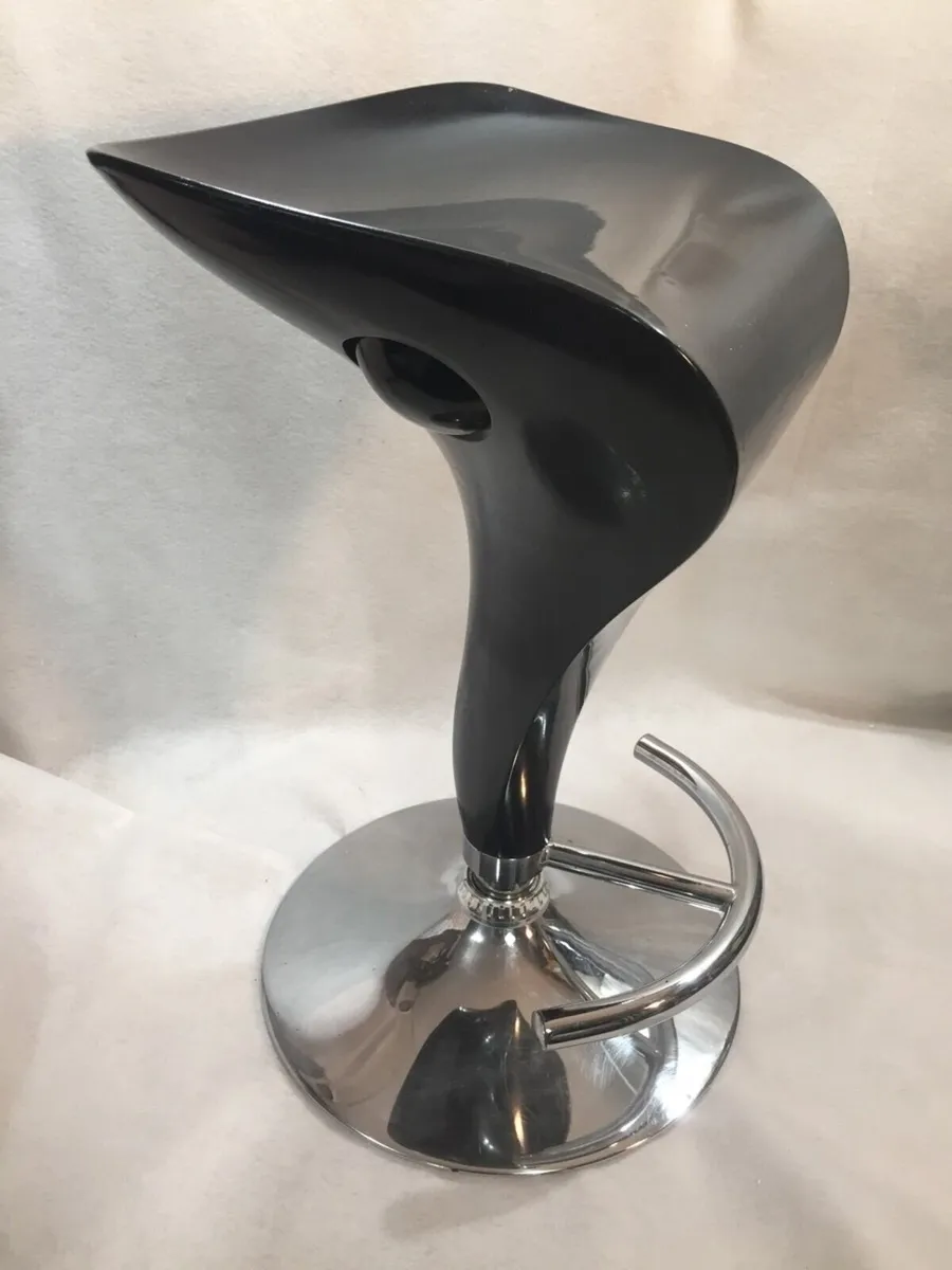 5 bar chairs - Image 3