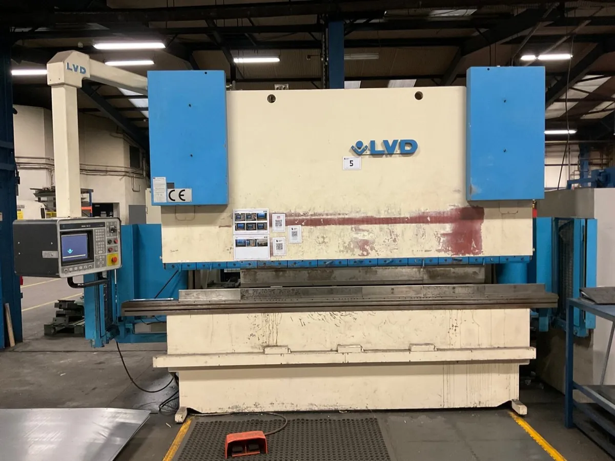 LVD 110 ton Brake press - Image 2