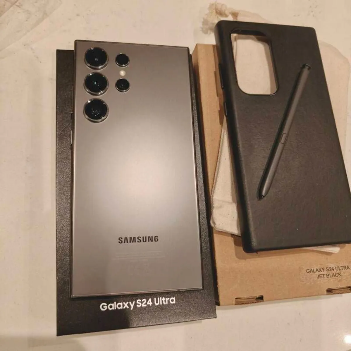 Samsung S24 Ultra - Titanium Black - Image 4