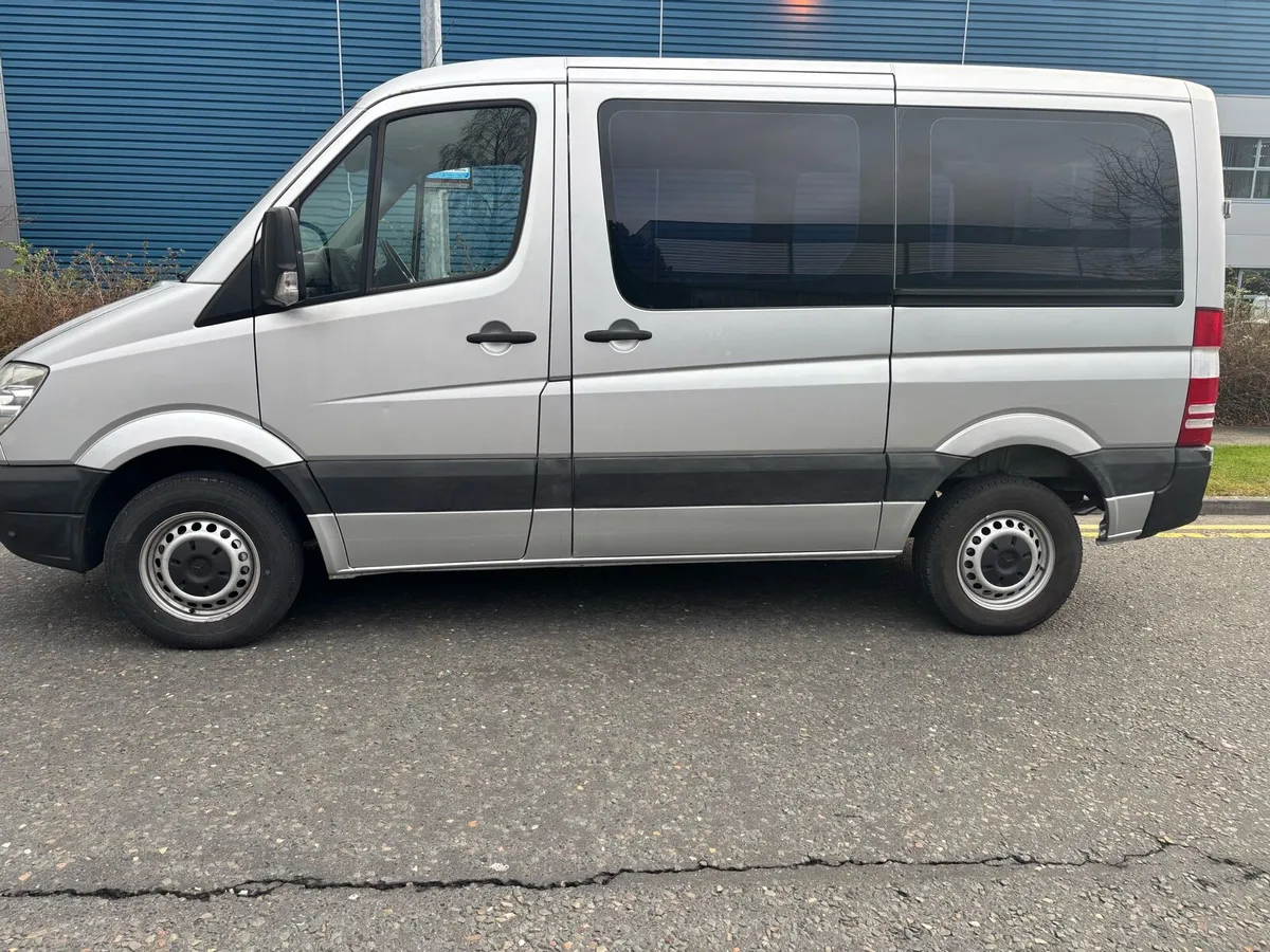 2010 Mercedes sprinter auto with only 57k - Image 3