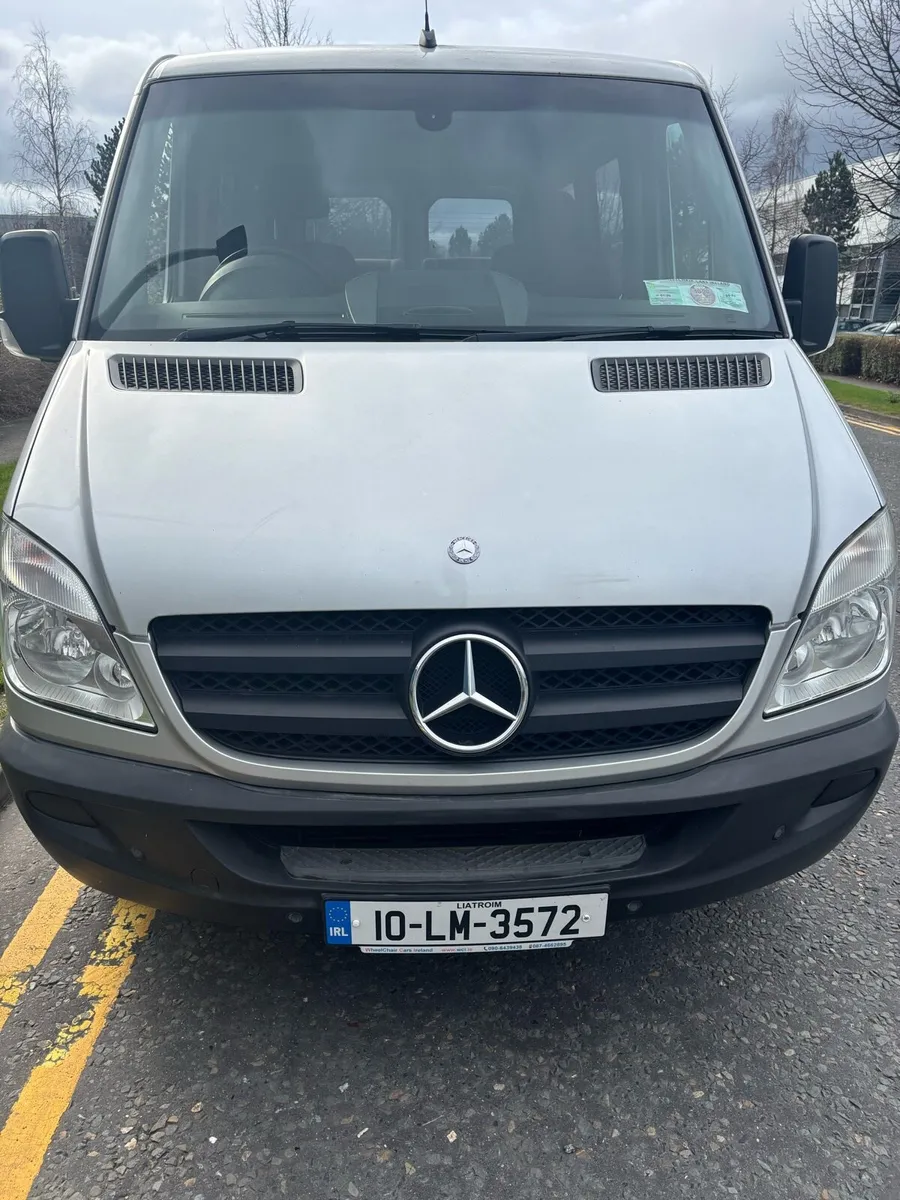 2010 Mercedes sprinter auto with only 57k - Image 1