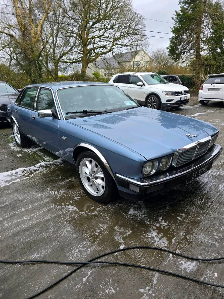 Jaguar xj6 - Image 1
