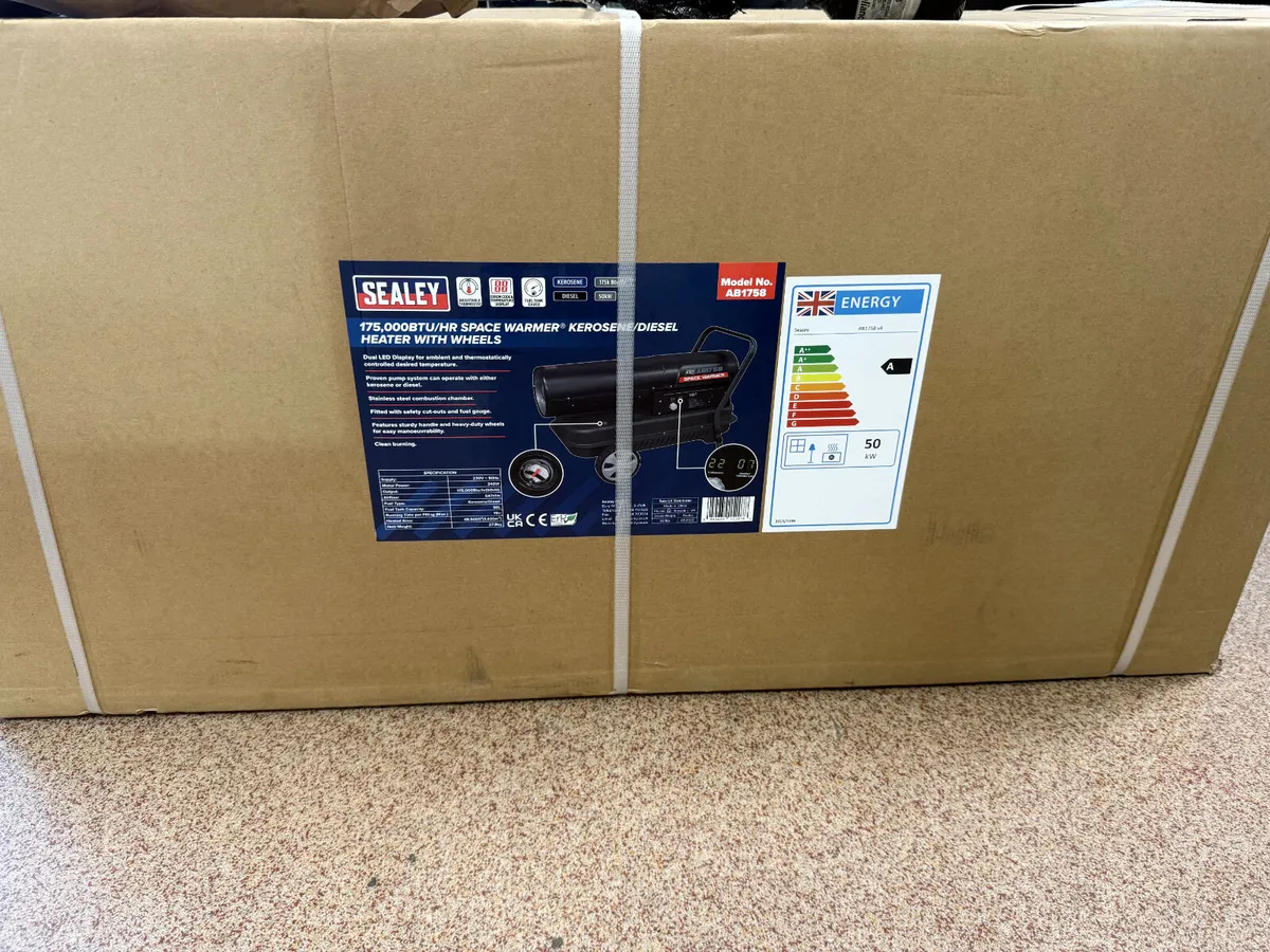Sealey 175,000 BTU/hr Space Warmer - Image 1