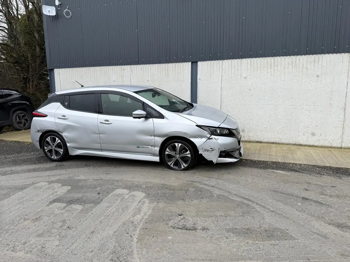 Nissan Leaf 2018 - Image 1