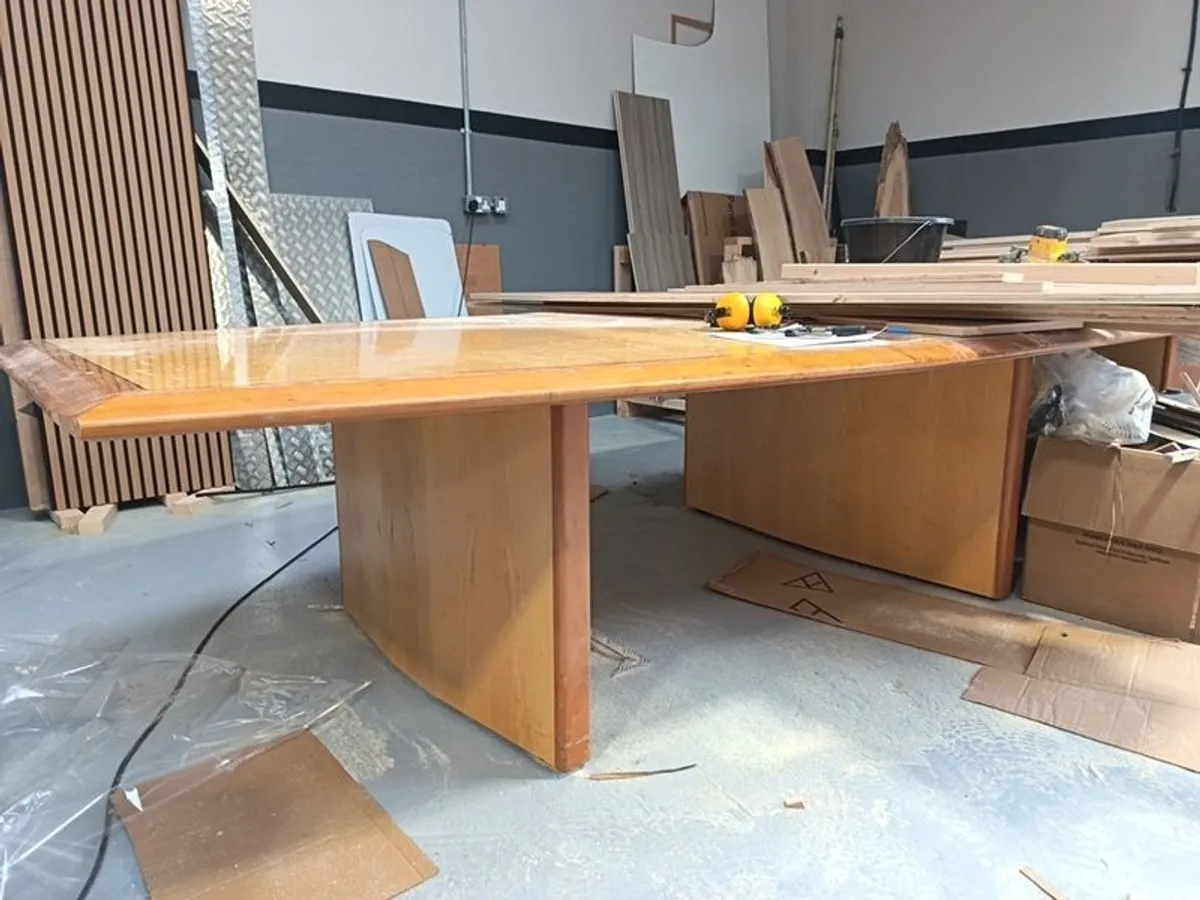 very large workshop table - Image 3