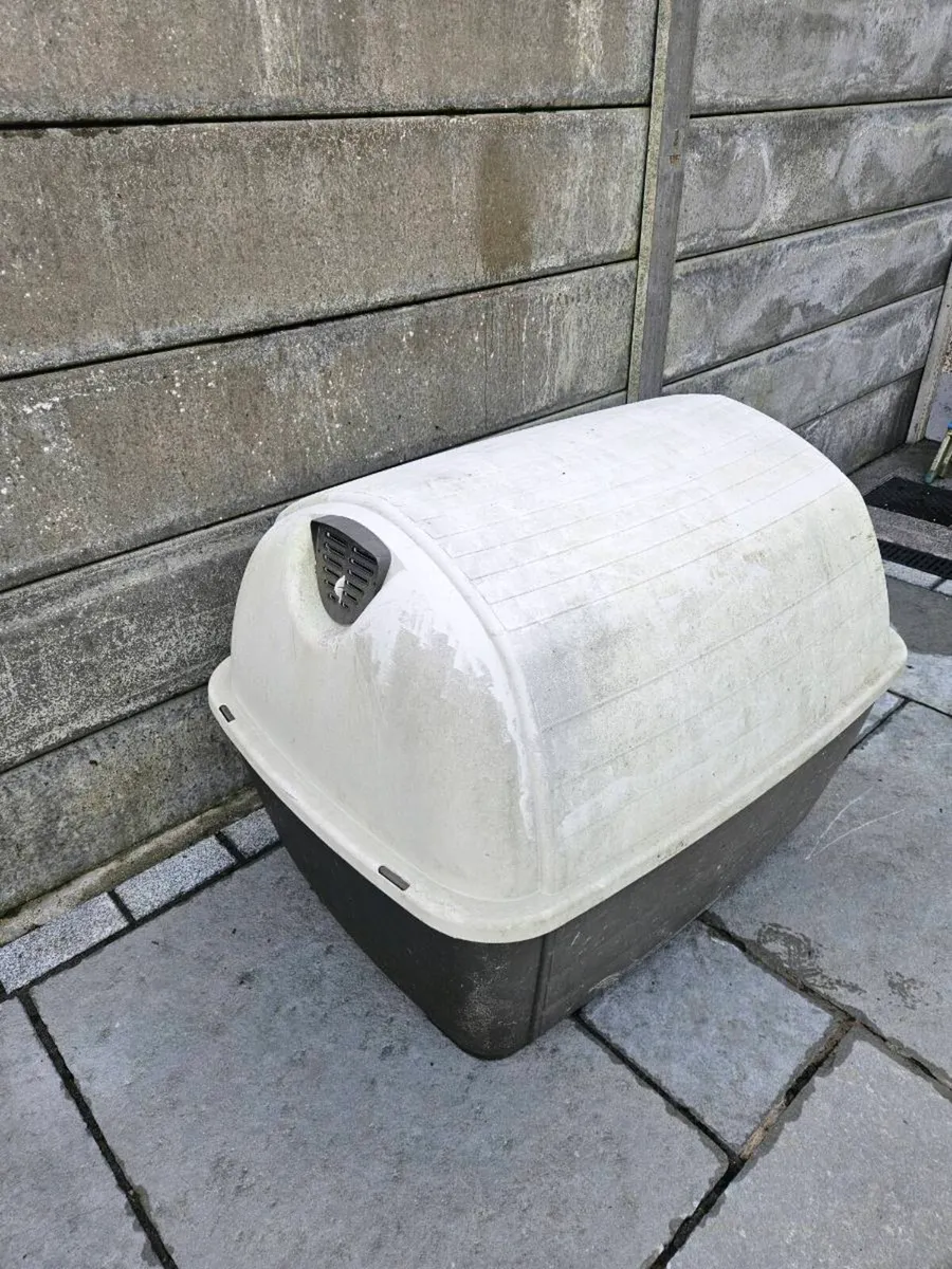 Dog House - Image 2
