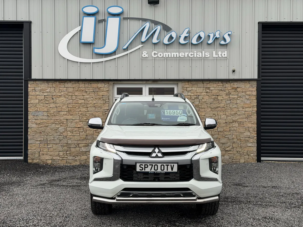 20 MITSUBISHI L200 2.3 DI-D 150 4WD BARBARIAN X - Image 2