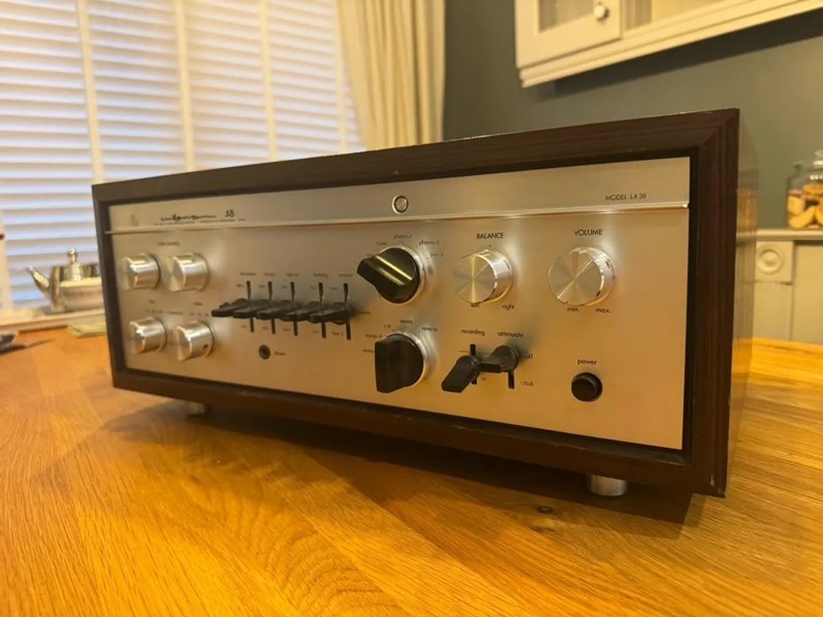 Luxman LX38 Vintage Integrated Tube Amplifier - Image 2