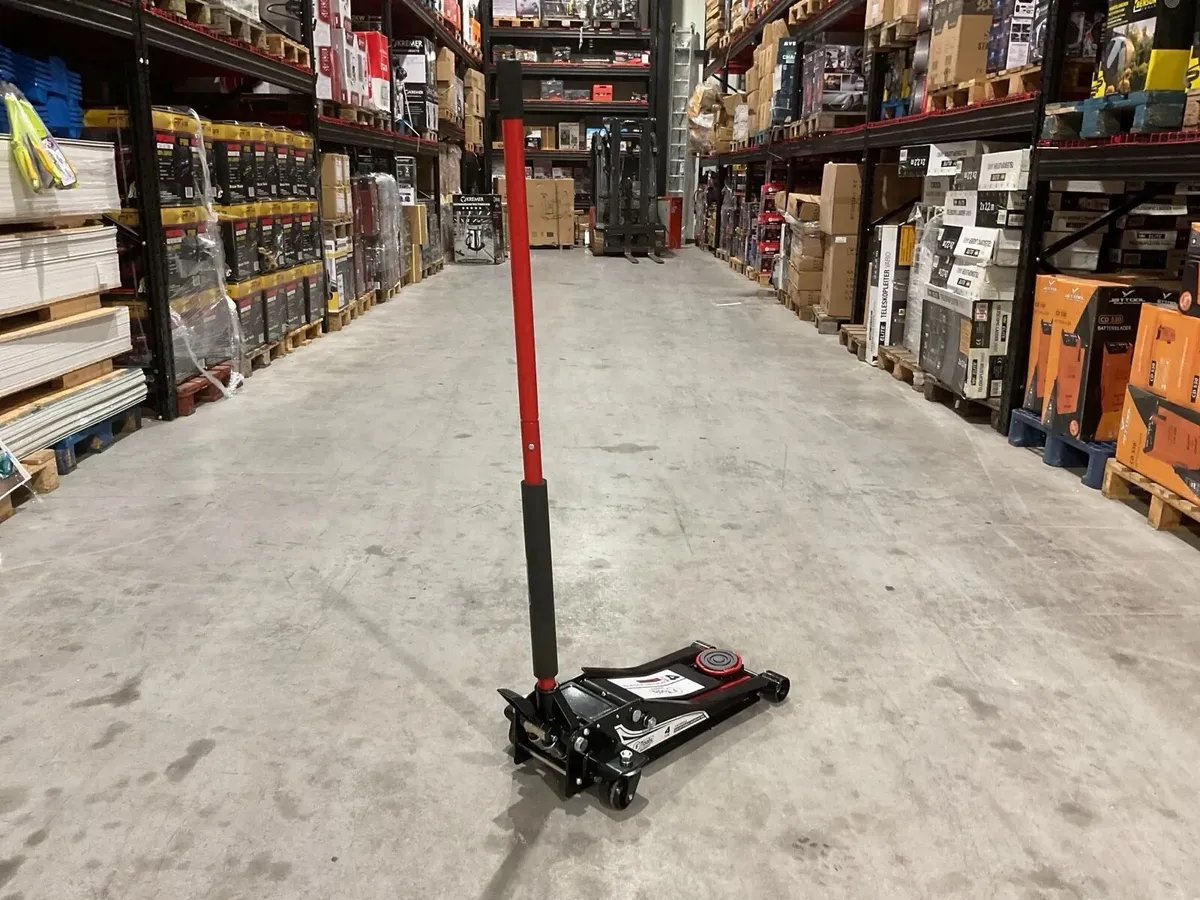 BRAND NEW 4ton LOW PROFILE TROLLEY JACK - Image 2