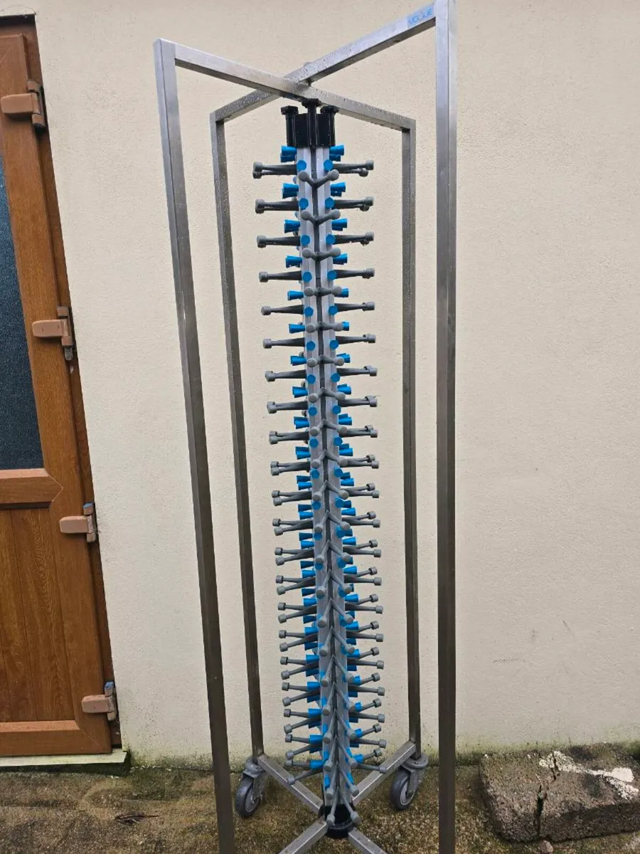 Jack stand - plate rack