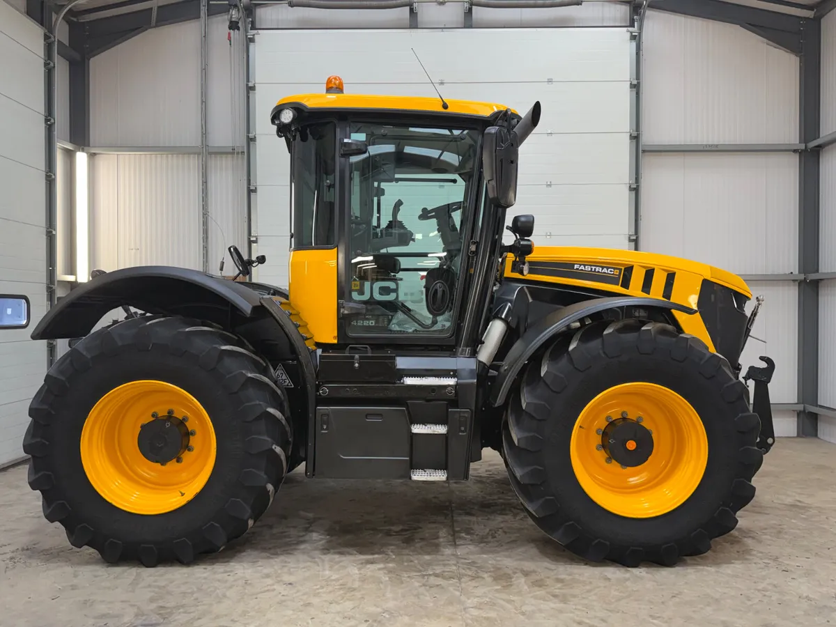 JCB 4220 Fastrac ***Only 3900 hrs!! Top condition! - Image 4