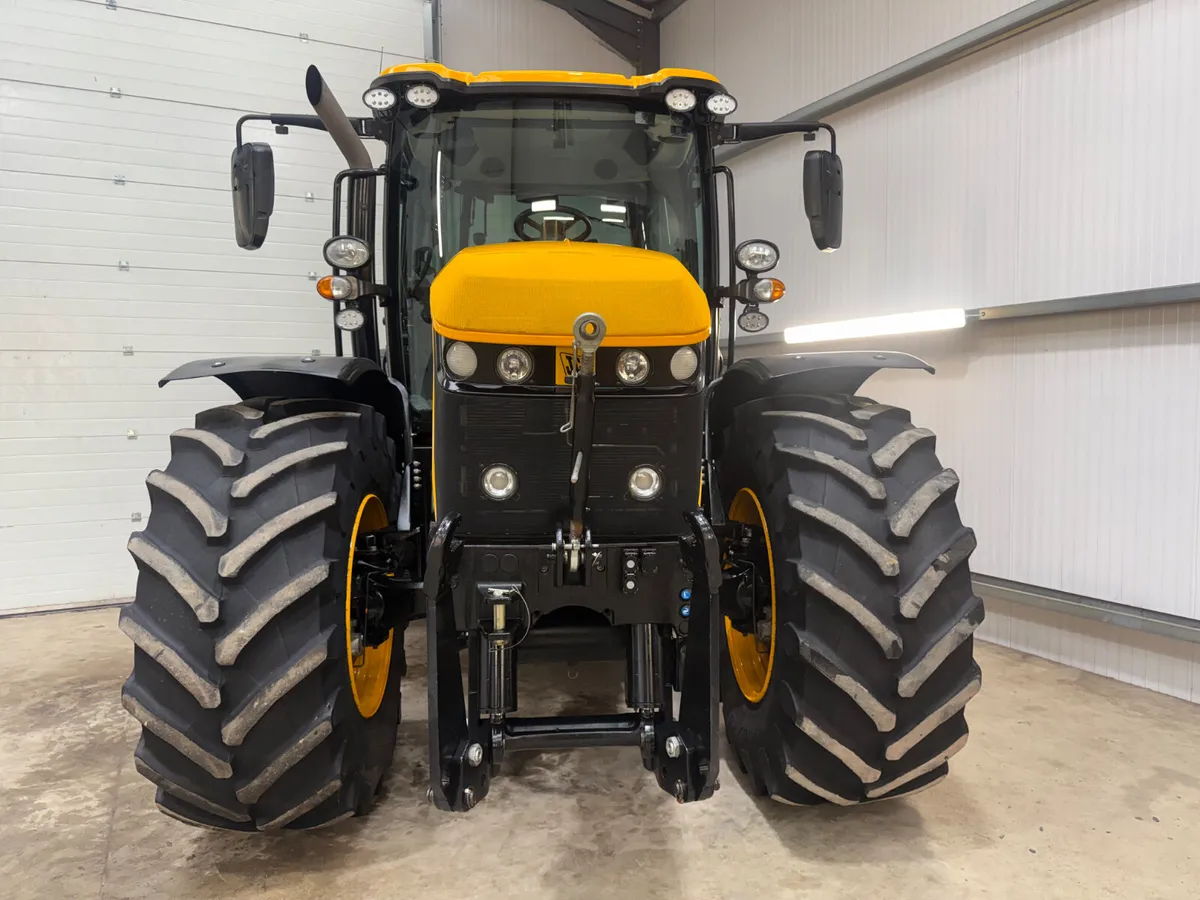 JCB 4220 Fastrac ***Only 3900 hrs!! Top condition! - Image 2