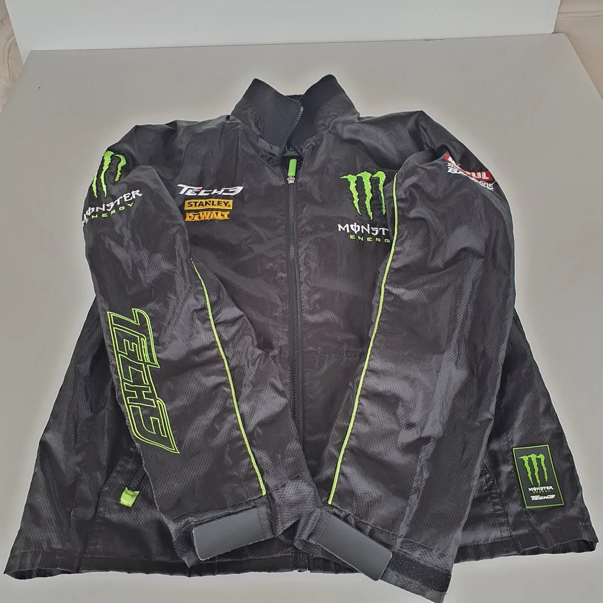 Monster Energy Tech3 Racing  Vintage jacket READ - Image 3