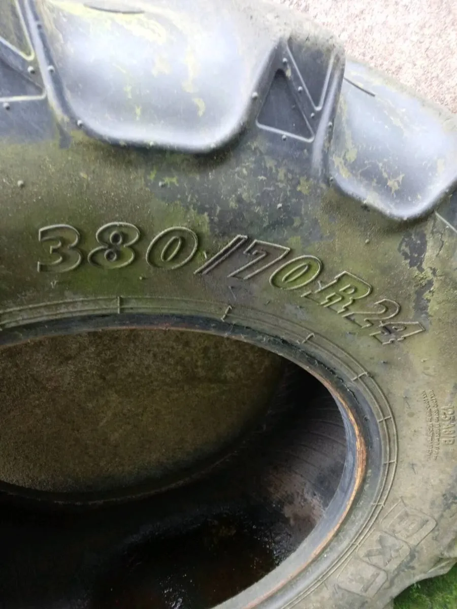 Tractor tyres - Image 3