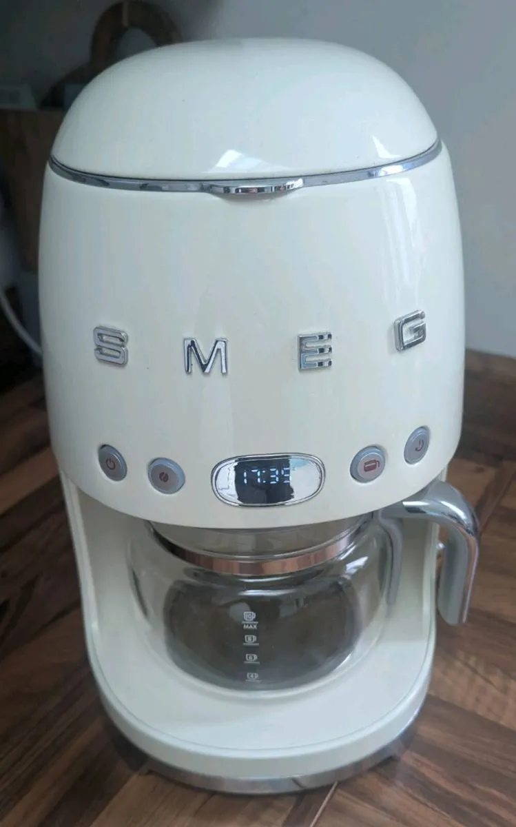 SMEG 50's Retro Filter Coffee Machine - Cream - Image 1