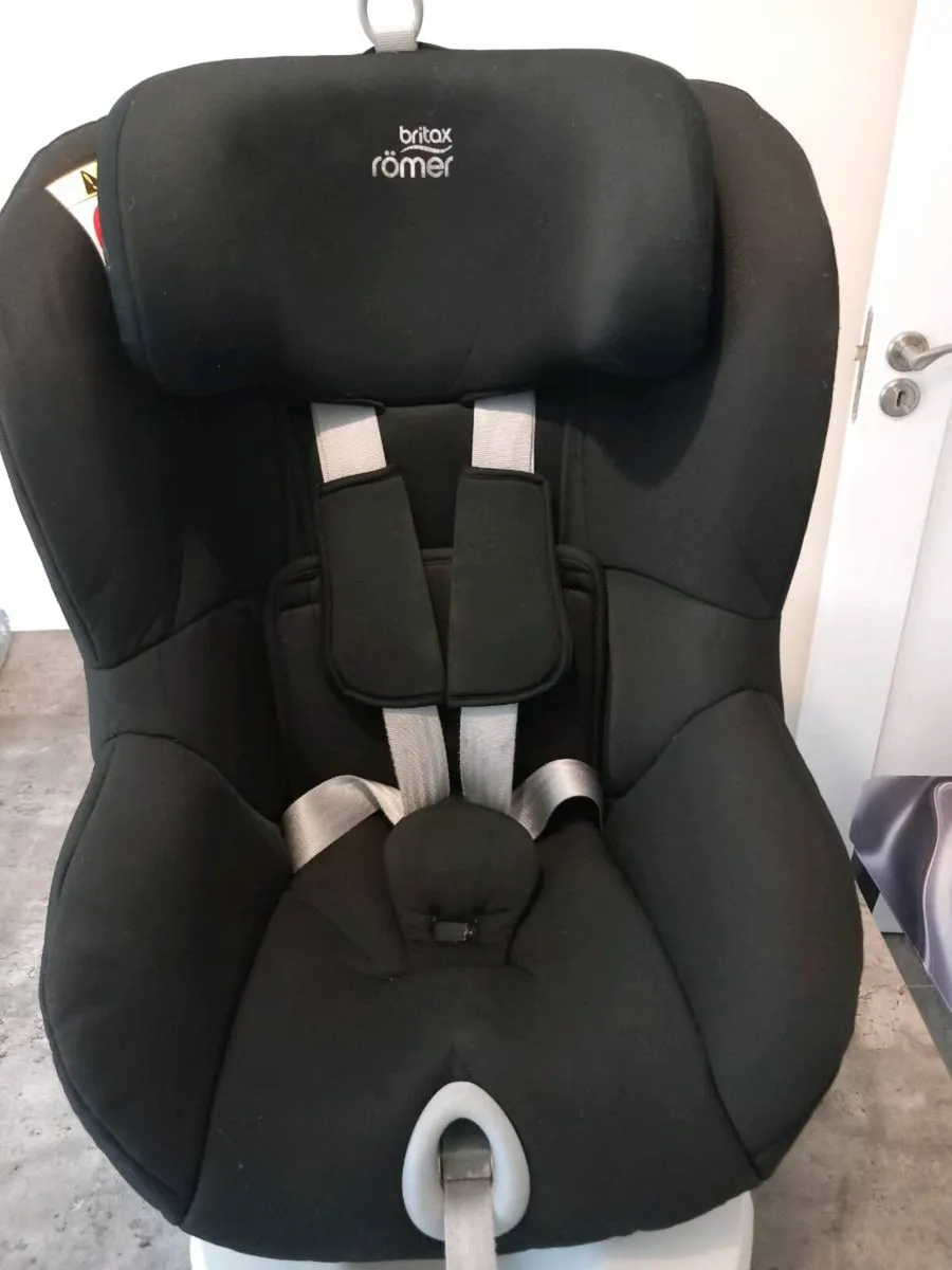 Britax isofix 360 spin Kids car seat - Image 2