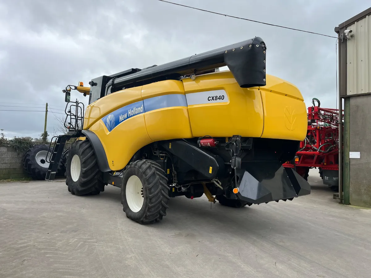 New Holland CX840 **immaculate** - Image 2