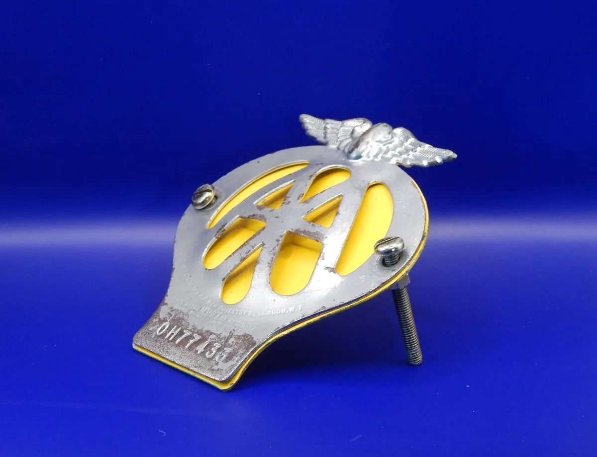 Vintage AA Car Badge circa 40/50s - Image 3