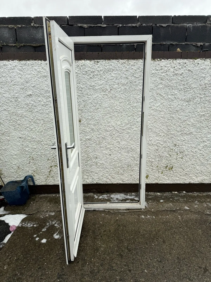 Pvc front door - Image 4