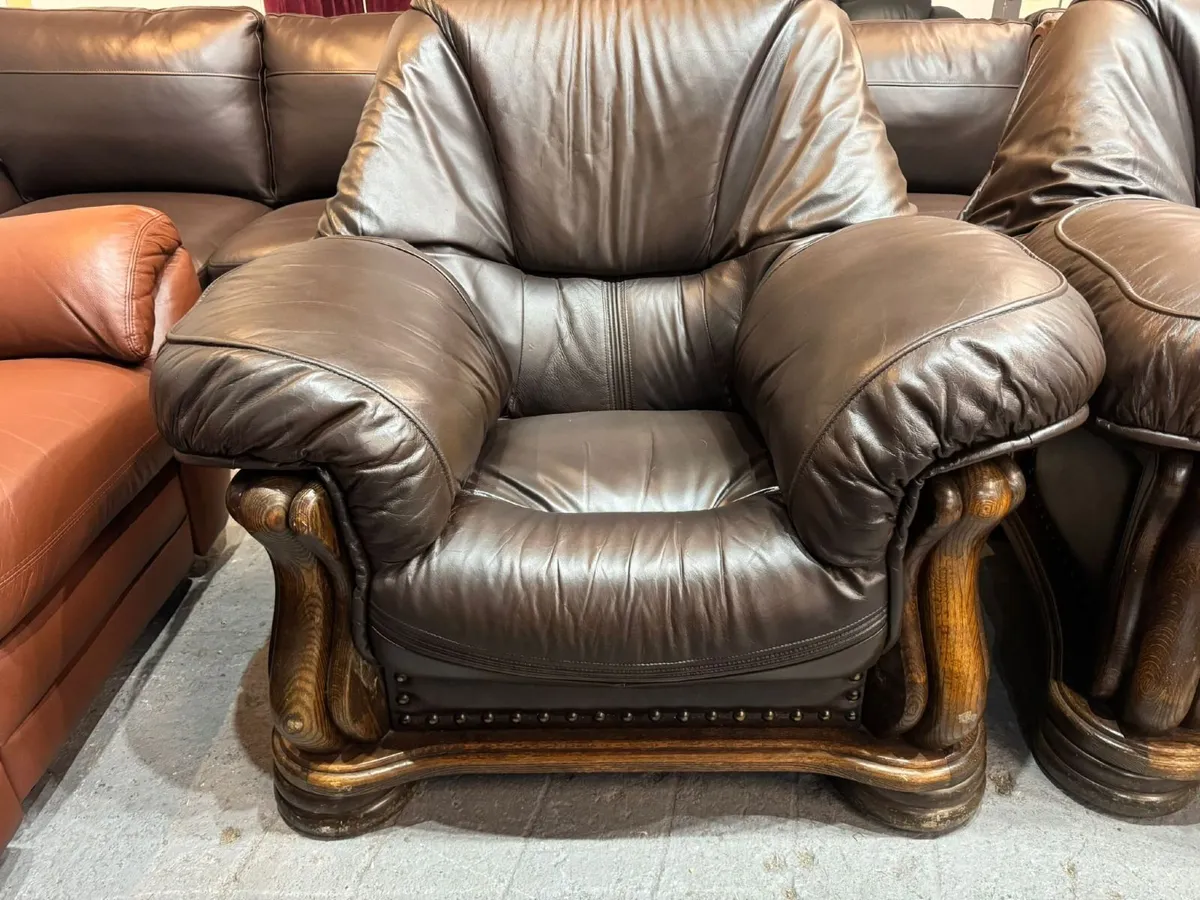 STUNNING 3+2+1 Real Leather Suite - Image 2