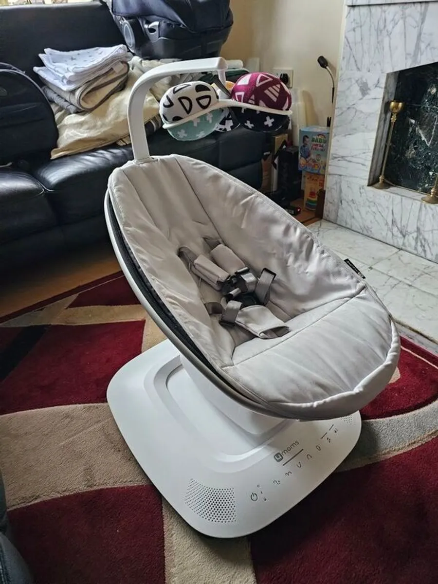 4moms MamaRoo 5 Smart Rocker with WiFi & Bluetooth - Image 2