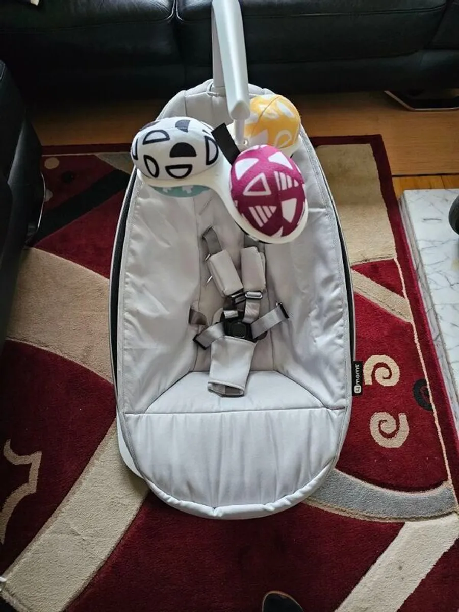 4moms MamaRoo 5 Smart Rocker with WiFi & Bluetooth - Image 3