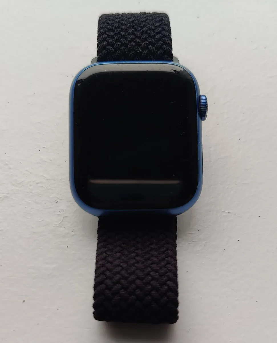 Apple Watch 7 - Image 1