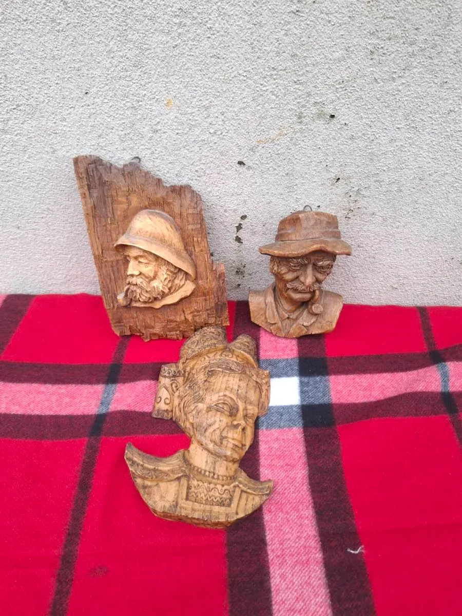 Trio resine french ornaments