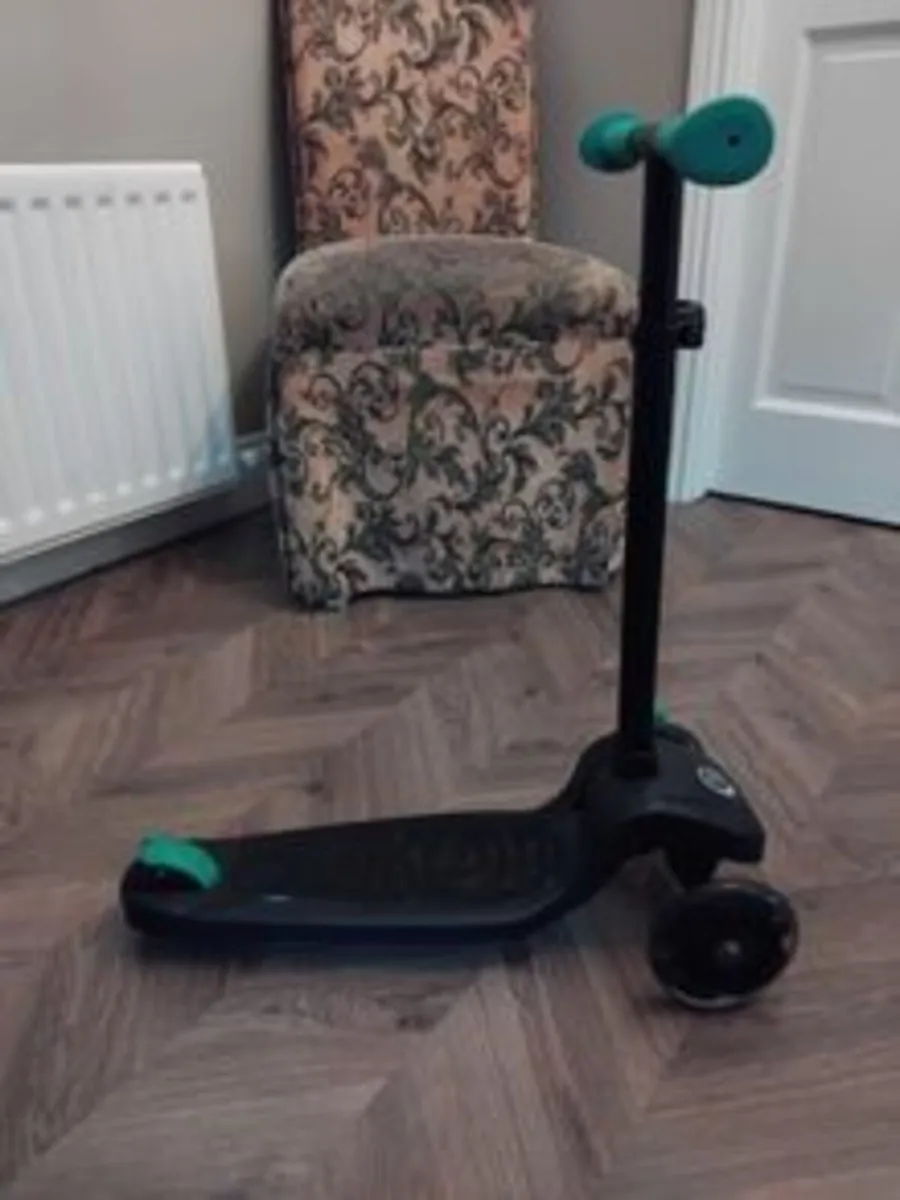 Kids Scooter - Image 1