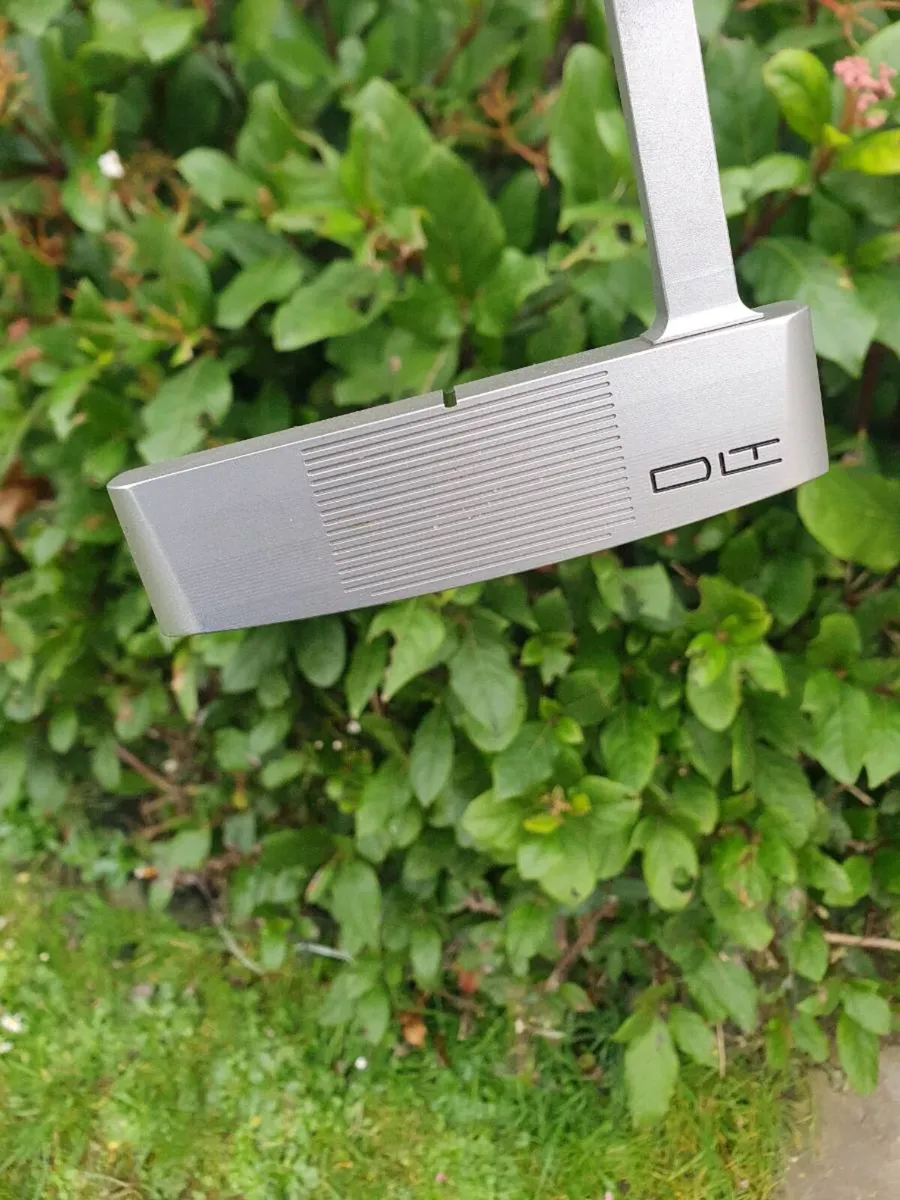 As new sik milled putter - Image 2