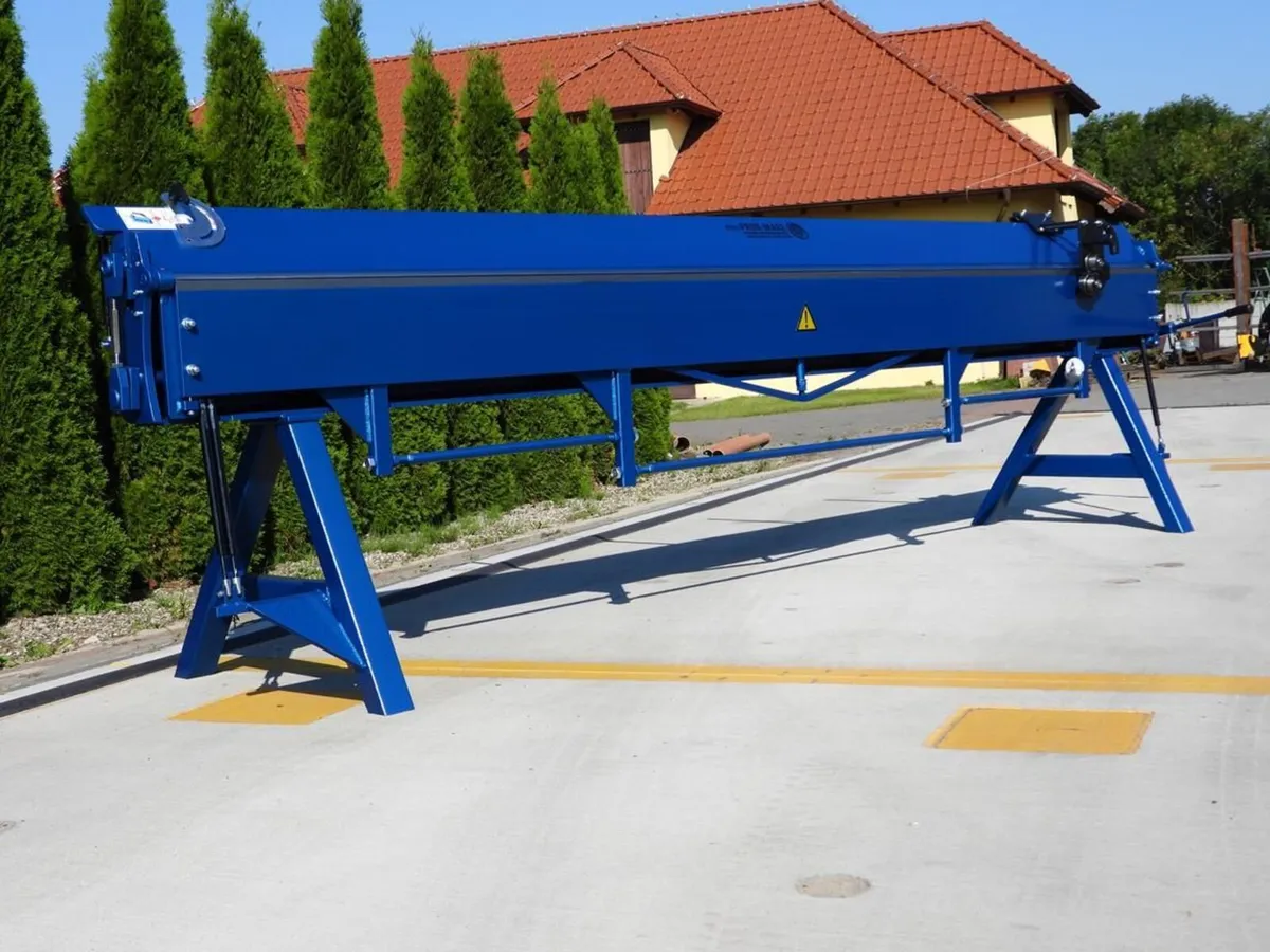 4m sheet metal folder, press brake bending machine - Image 1