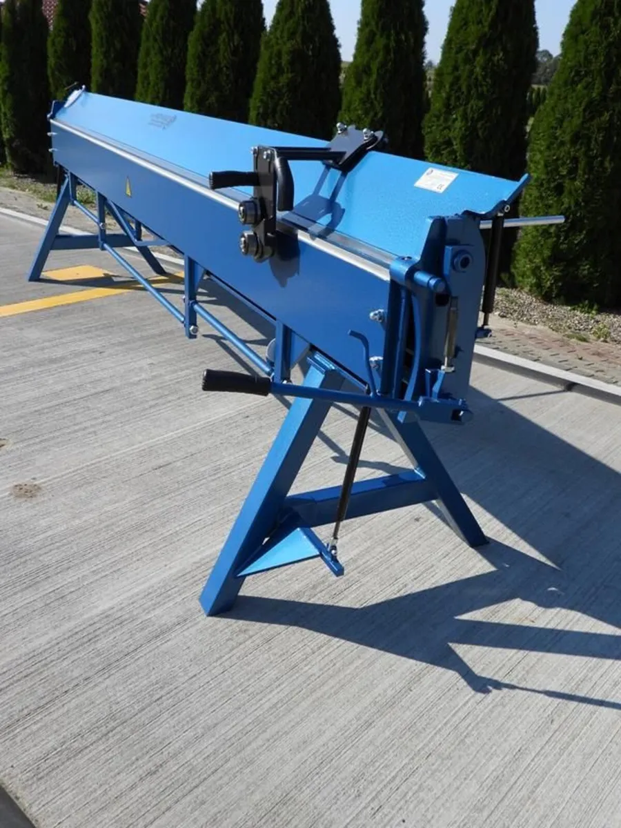 4m sheet metal folder, press brake bending machine - Image 4