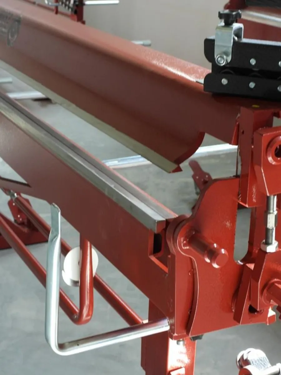 Portable sheet metal folder RED LIGHT 2m 160* - Image 1