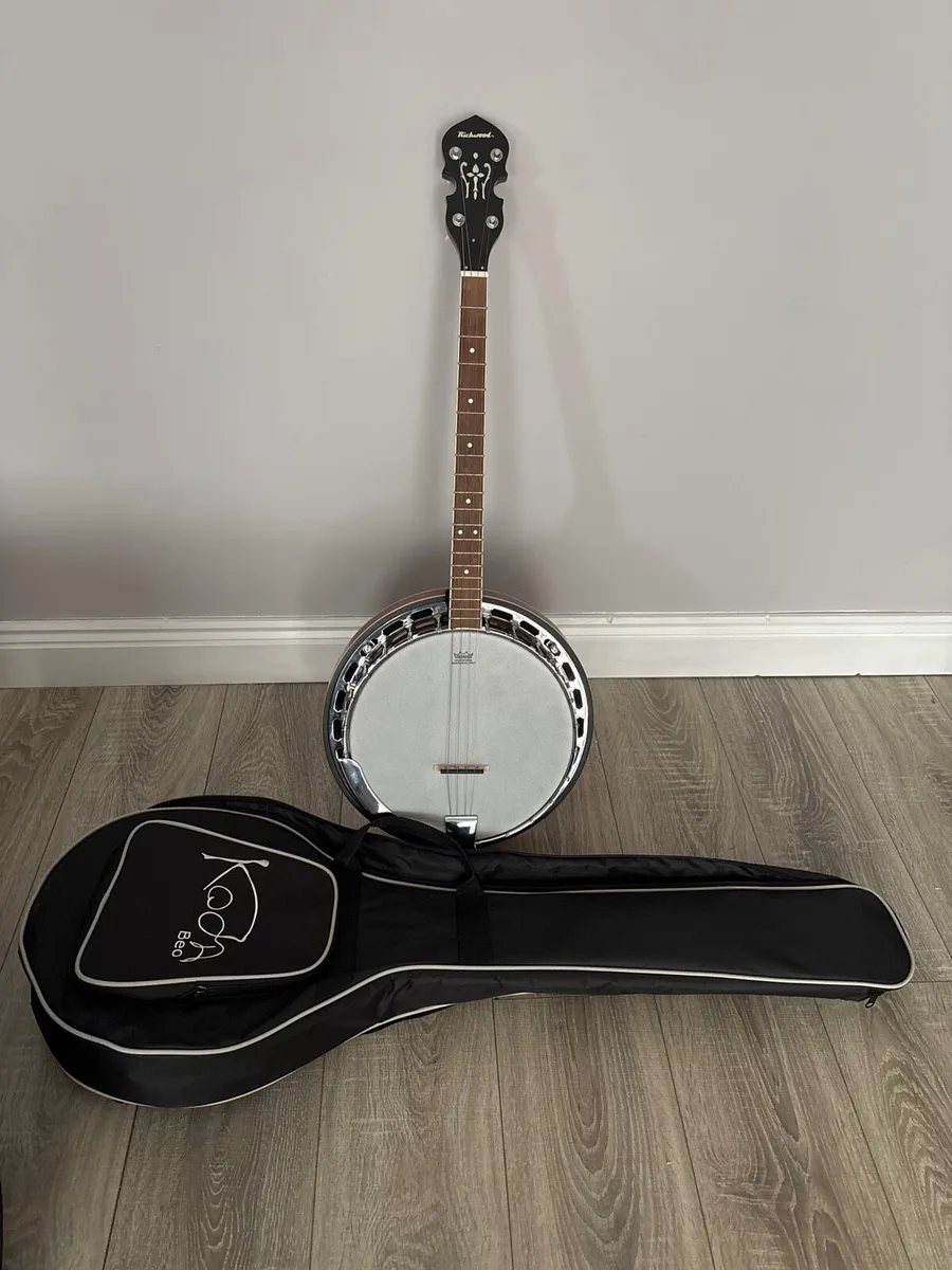 Banjo - Image 1
