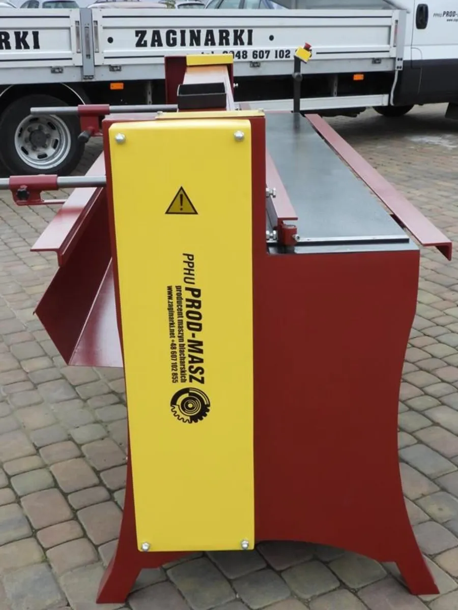 2m hydraulic sheet metal guillotine GLTH-2050/1.2 - Image 4