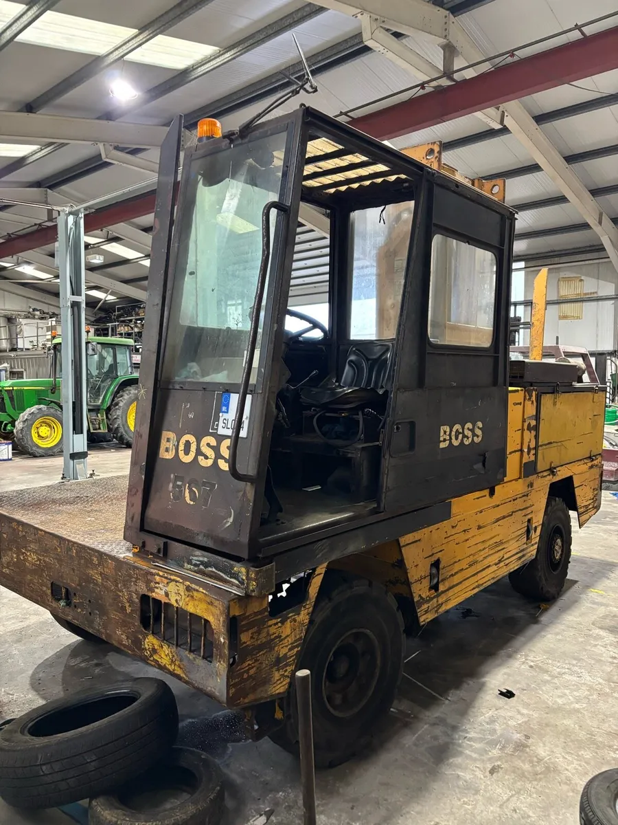 Baumann 5ton side loader & 6ton boss side loader - Image 4