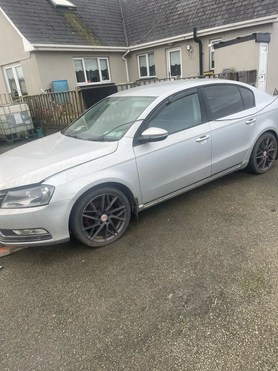 2014 1.6 tdi Passat  complete and breaking 08 20td - Image 2