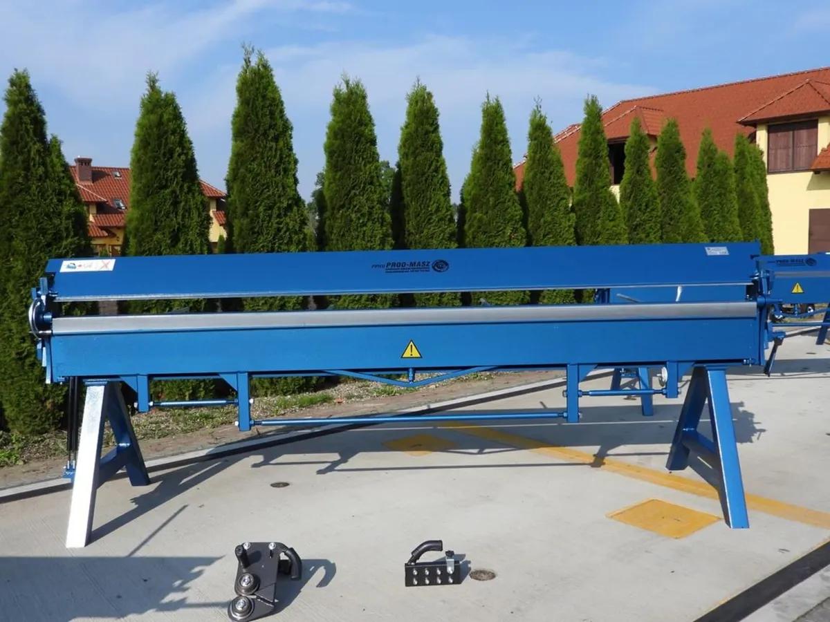 Sheet metal folder 3m-1mm of steel 560KG Strong! - Image 1