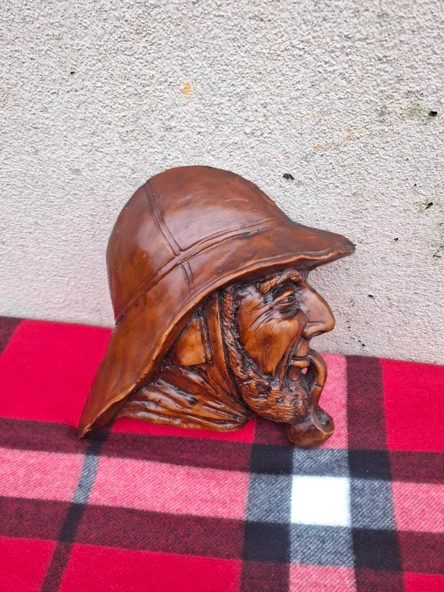 Heavy plaster sailor face - Image 1