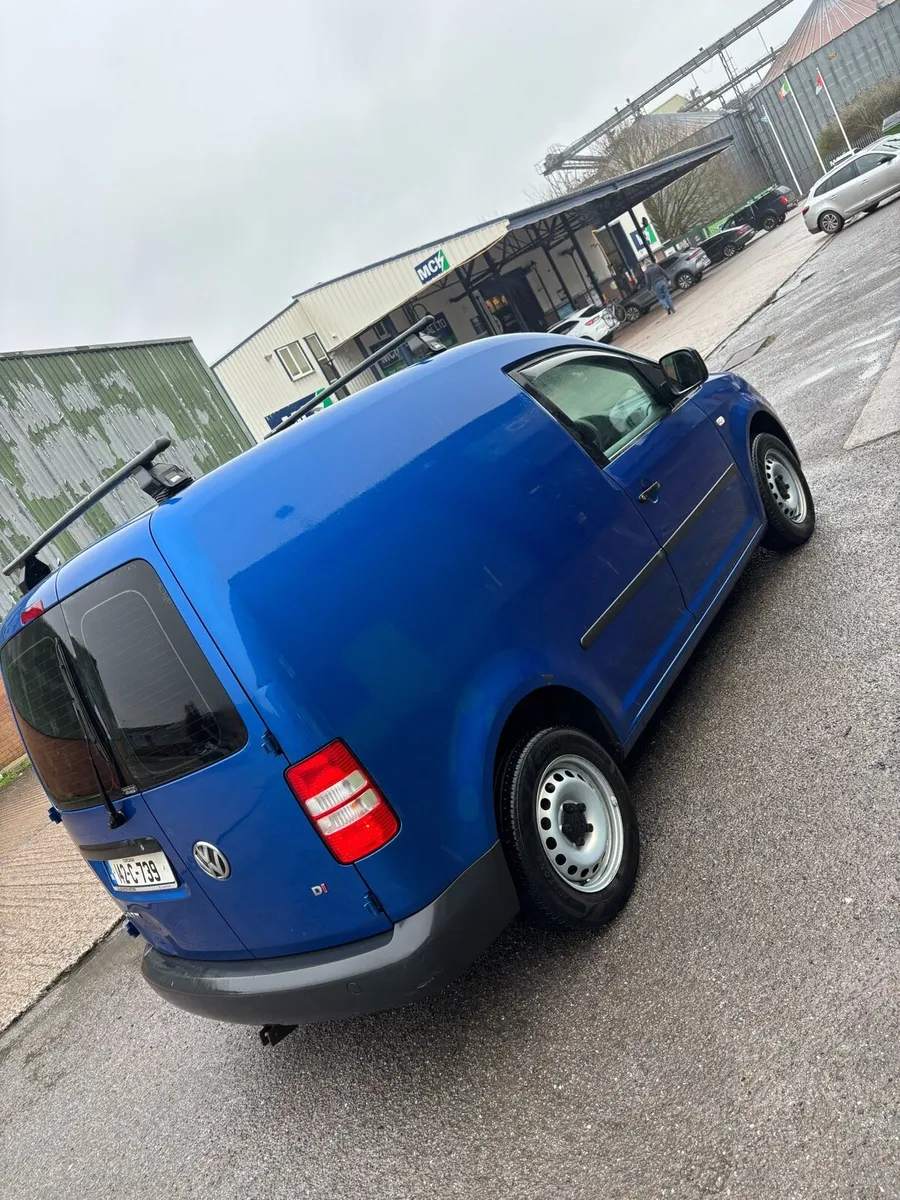 Volkswagen caddy - Image 2