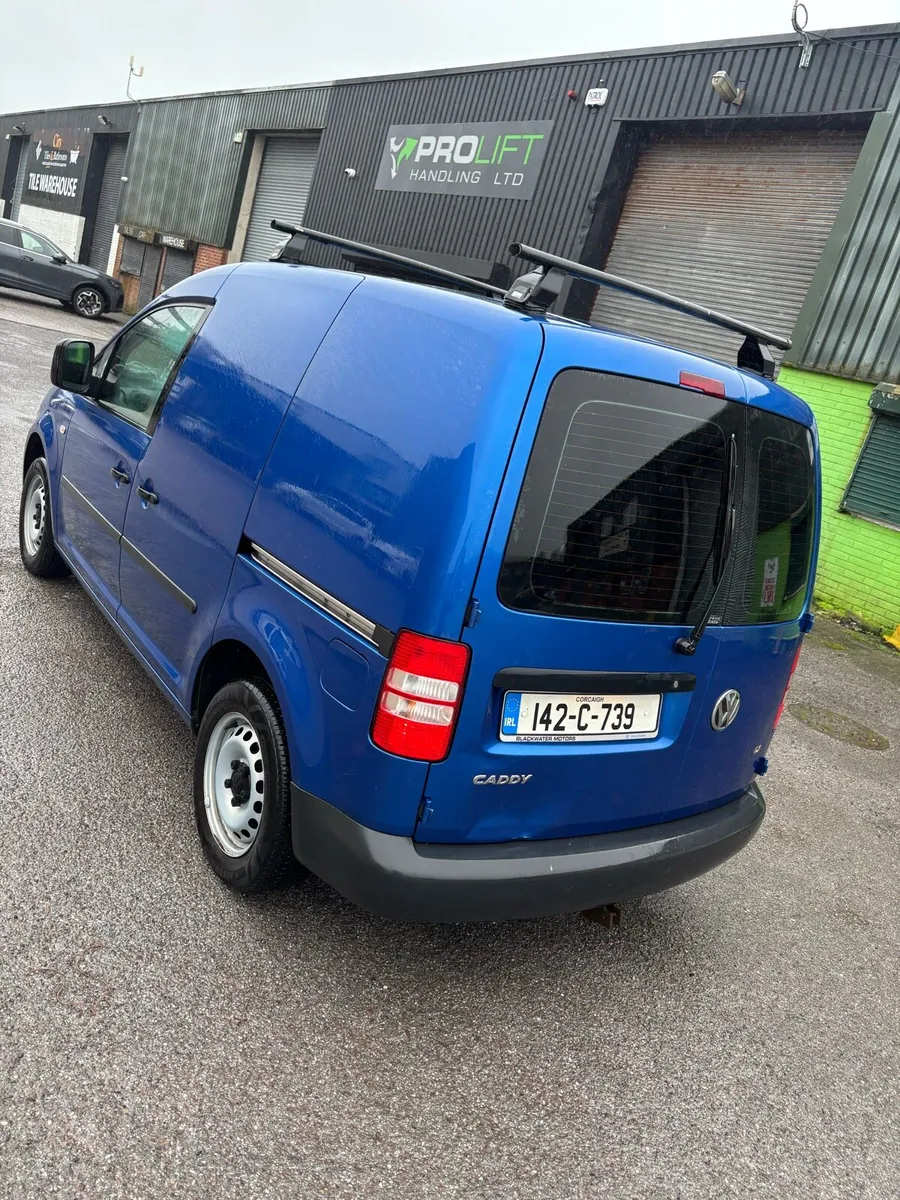 Volkswagen caddy - Image 3